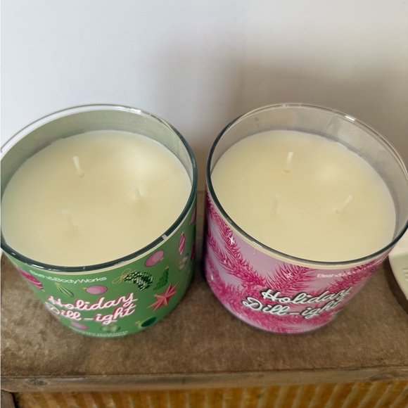 Bath & Body Works Holiday Dill-ight (Dill Pickle) 3 wick Candle w/Essential Oils - Picture 3 of 4